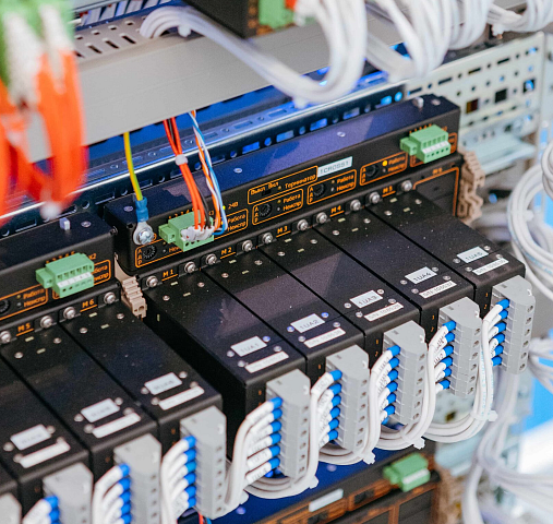 Блочная автоматика собственной разработки для управления любыми типами генераторов